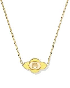 Abbie Medallion Gold Short Pendant Necklace