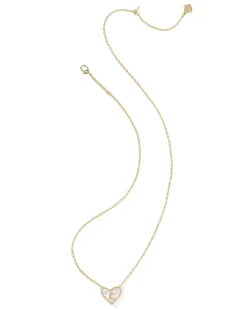Ari Heart Letter C Gold Short Pendant Necklace