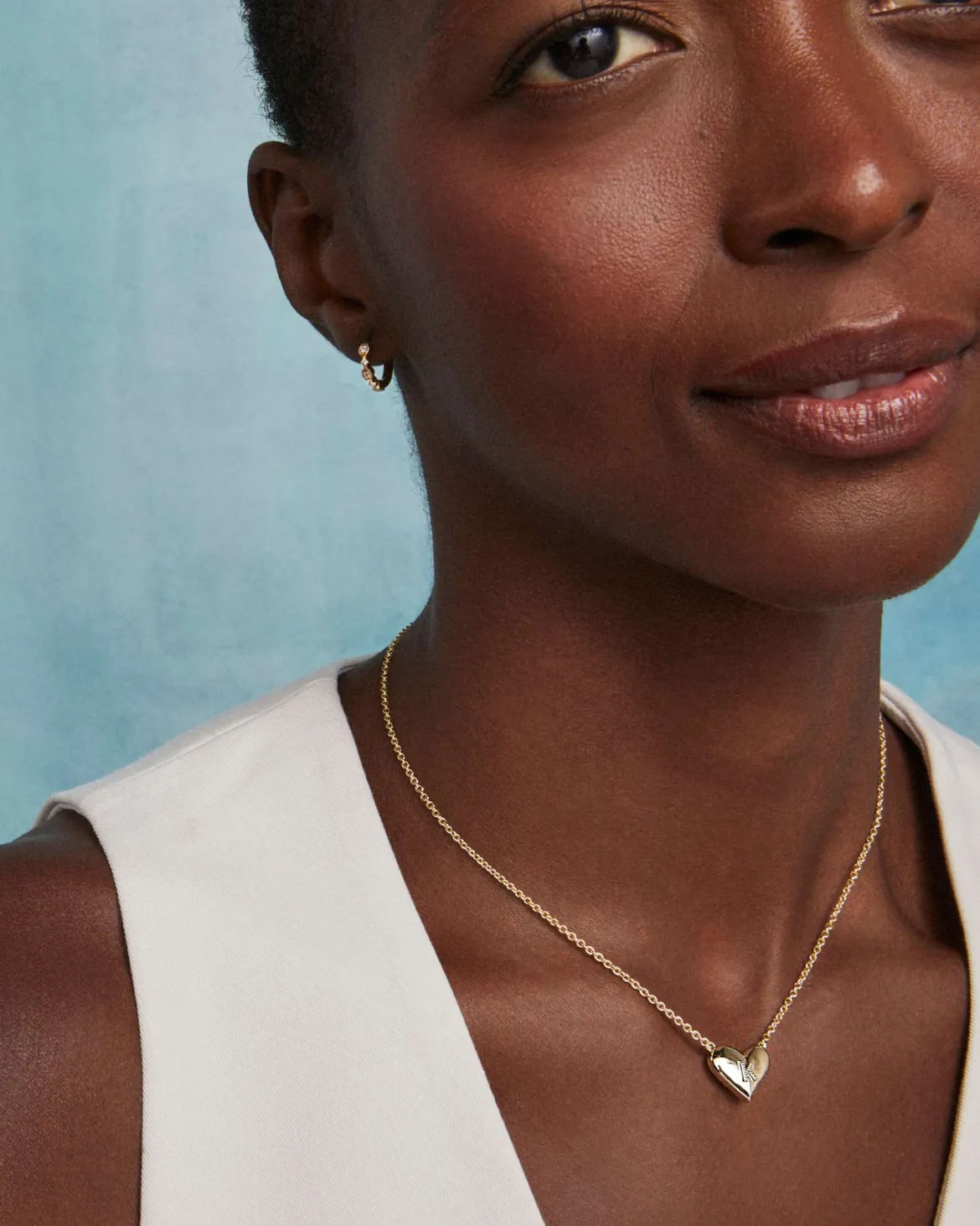 Ari Heart Letter K Gold Short Pendant Necklace