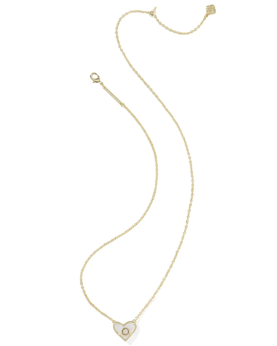 Ari Heart Letter O Gold Short Pendant Necklace