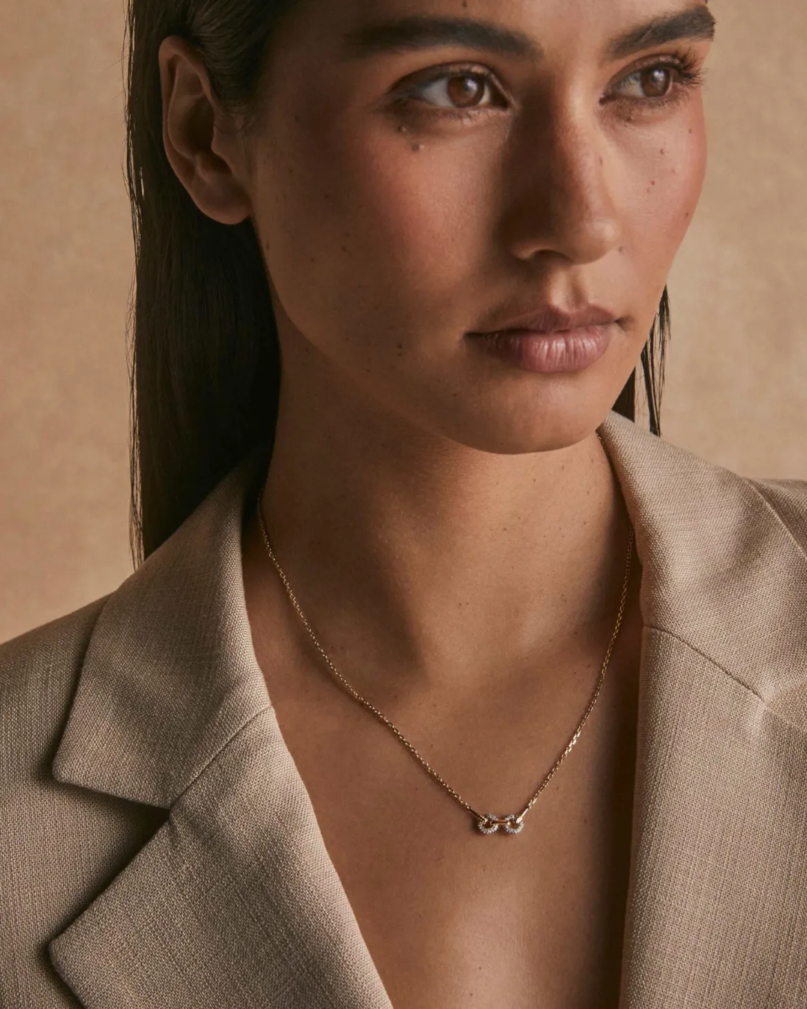 Beau 14k Yellow Gold Short Pendant Necklace
