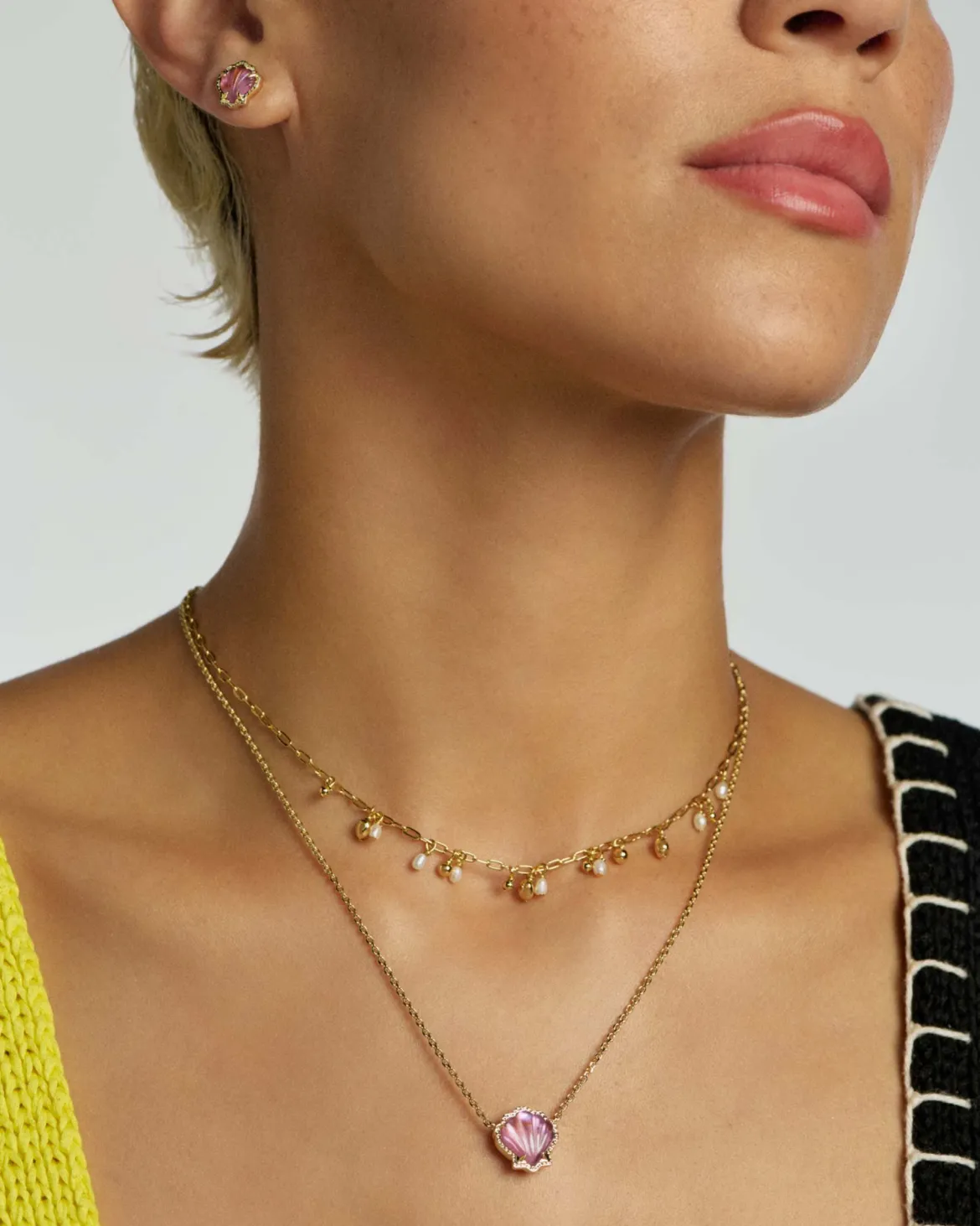 Brynne Shell Gold Short Pendant Necklace