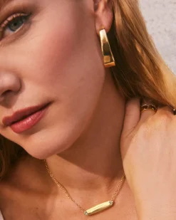 Cadence Large Hoop Earrings in 18k Gold Vermeil