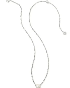 Cailin Silver Pendant Necklace in Ivory Mother-of-Pearl