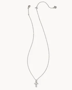 Cross Pendant Necklace in Silver