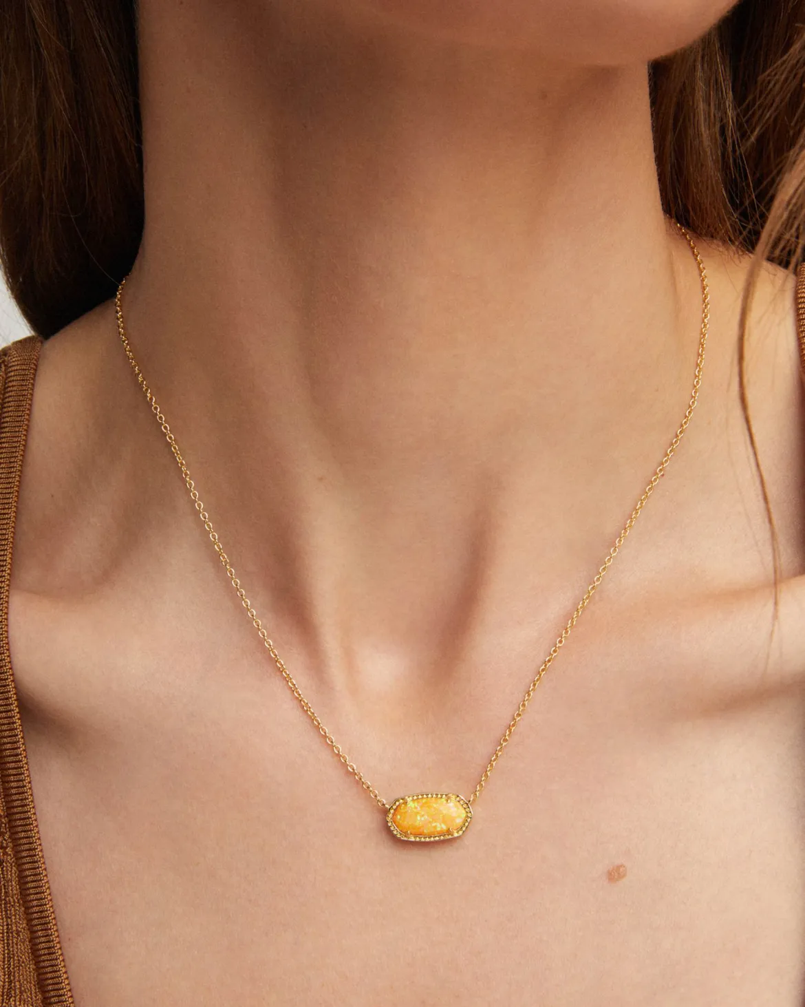 Elisa Gold Short Pendant Necklace