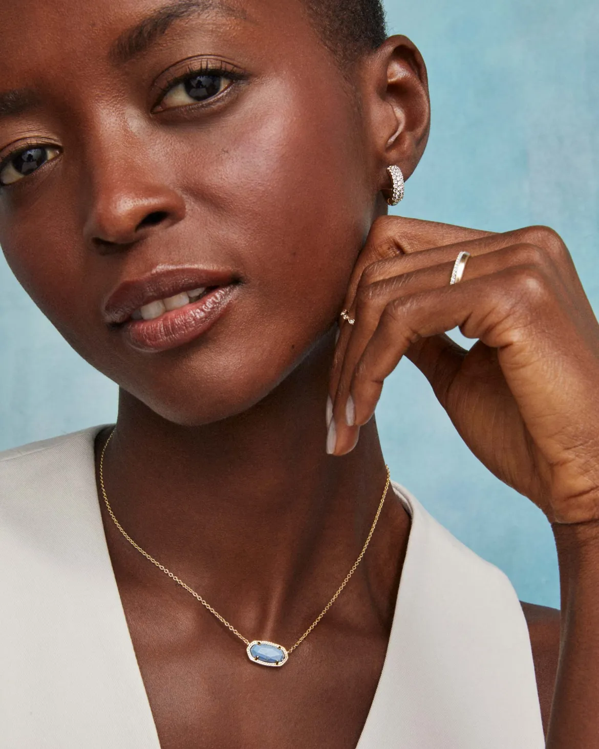 Elisa Gold Short Pendant Necklace