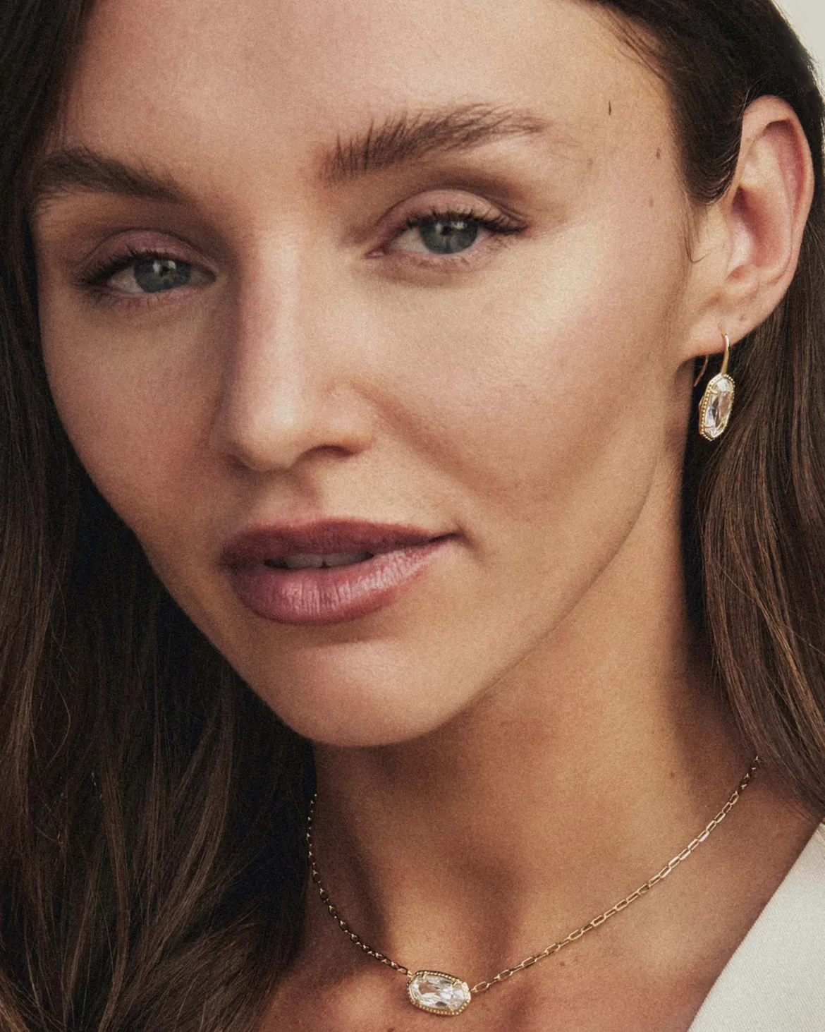 Elisa Luxe Gold Short Pendant Necklace