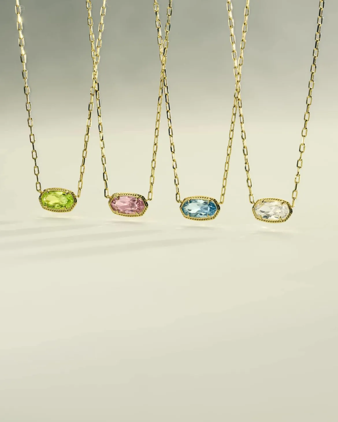 Elisa Luxe Gold Short Pendant Necklace