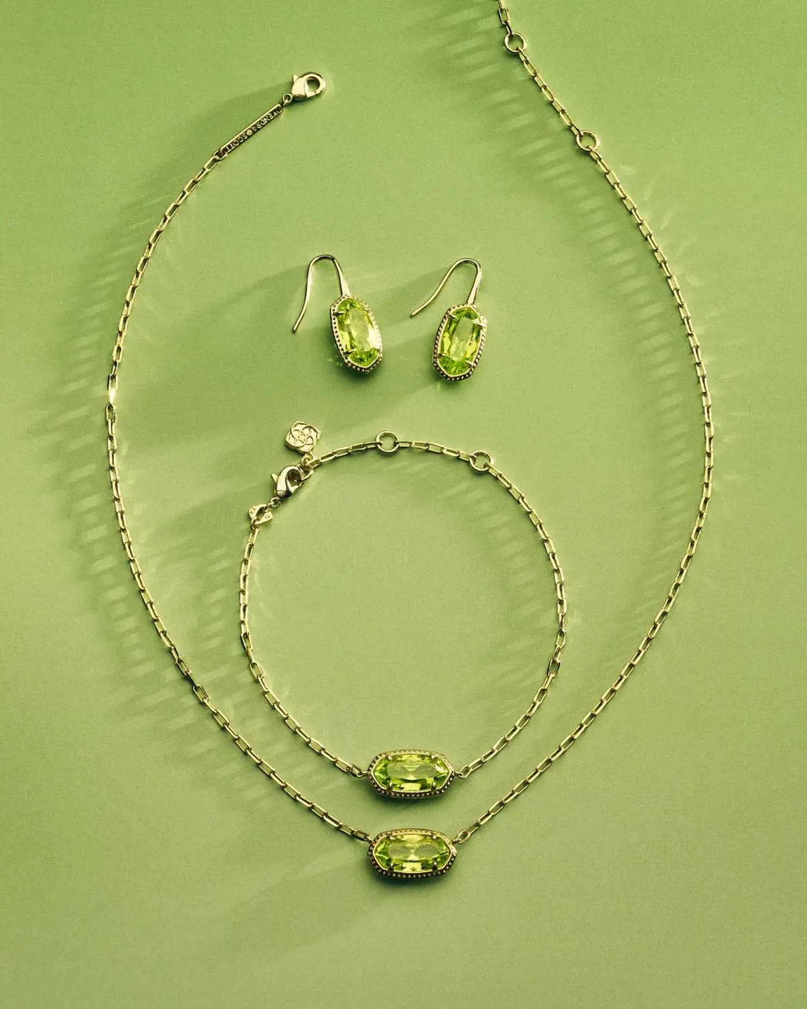Elisa Luxe Gold Short Pendant Necklace