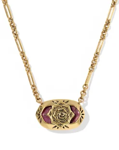 Elisa Vintage Gold Etch Frame Short Pendant Necklace