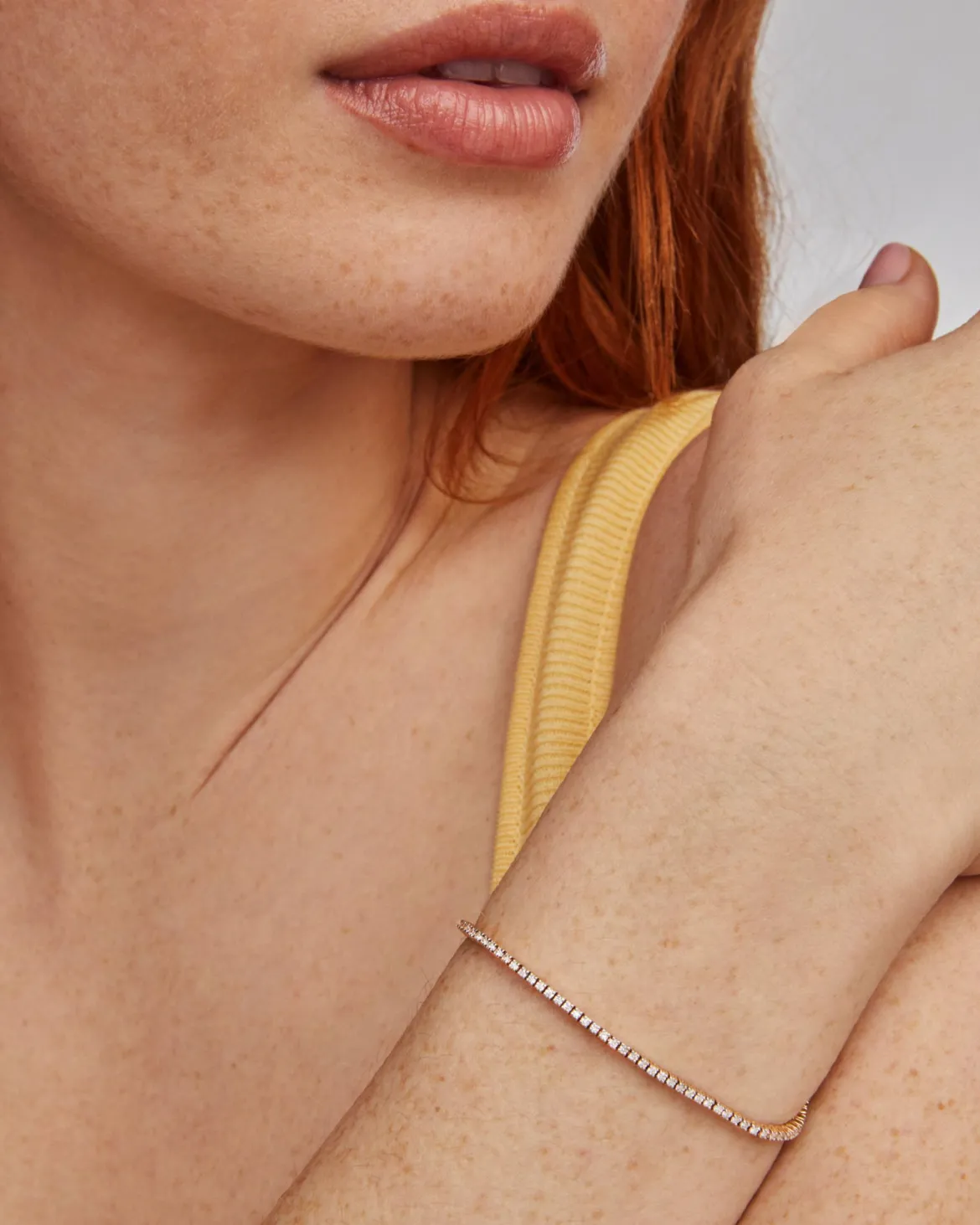 14k Yellow Gold Tennis Bracelet in White Diamond