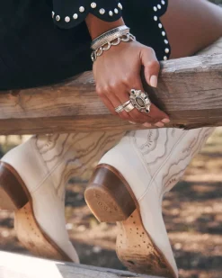 Keziah Vintage Silver Etch Frame Band Ring