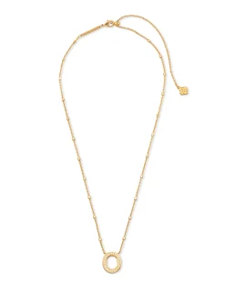 Letter O Pendant Necklace in Gold