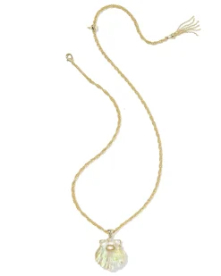 Lucia Shell Gold Short Pendant Necklace