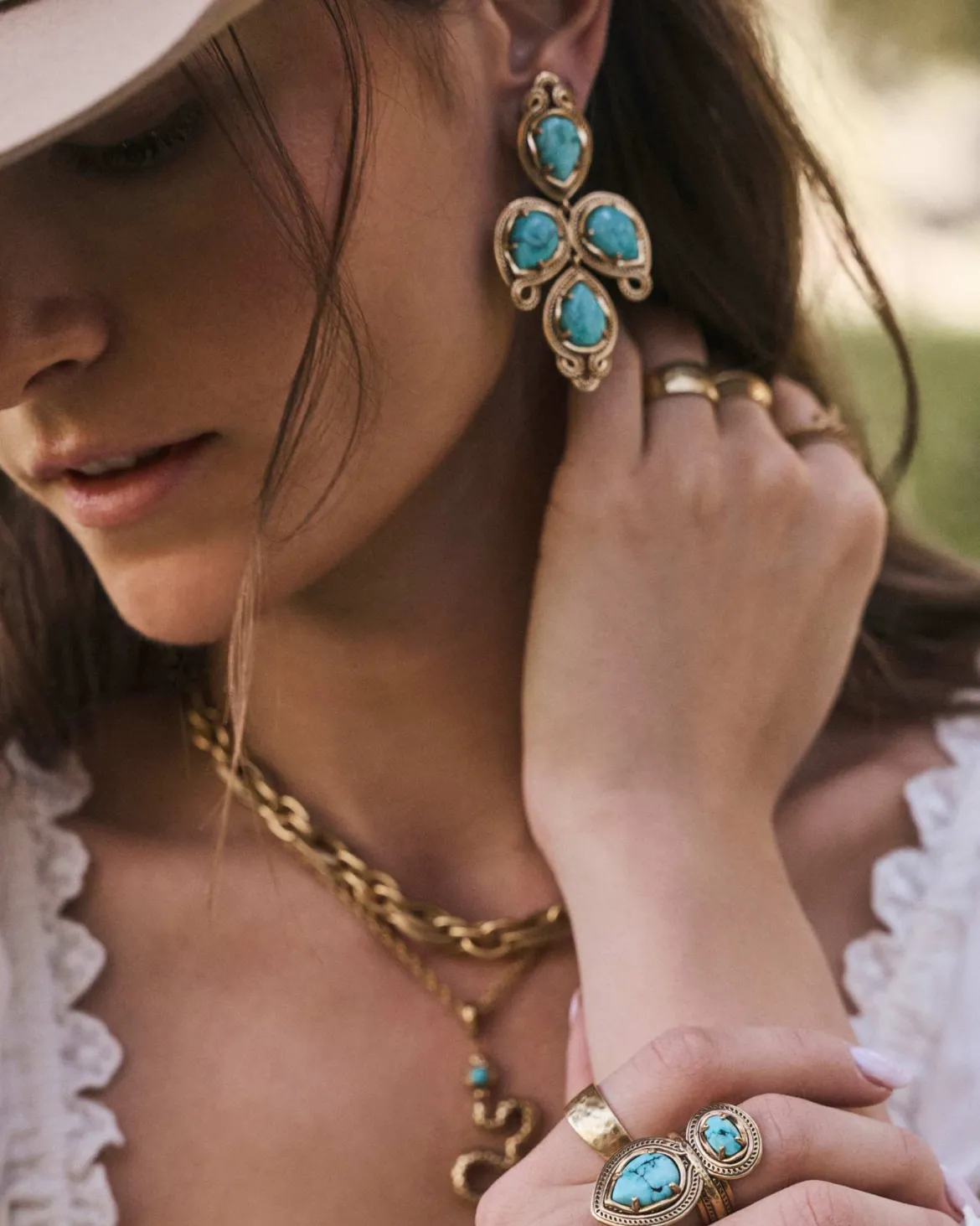 Tedi Vintage Gold Band Ring